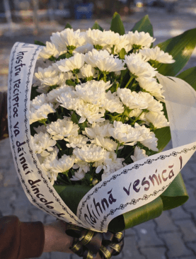 Buchet funerar cu 14 crizanteme albe - Livrare Rapidă în Județul Vaslui