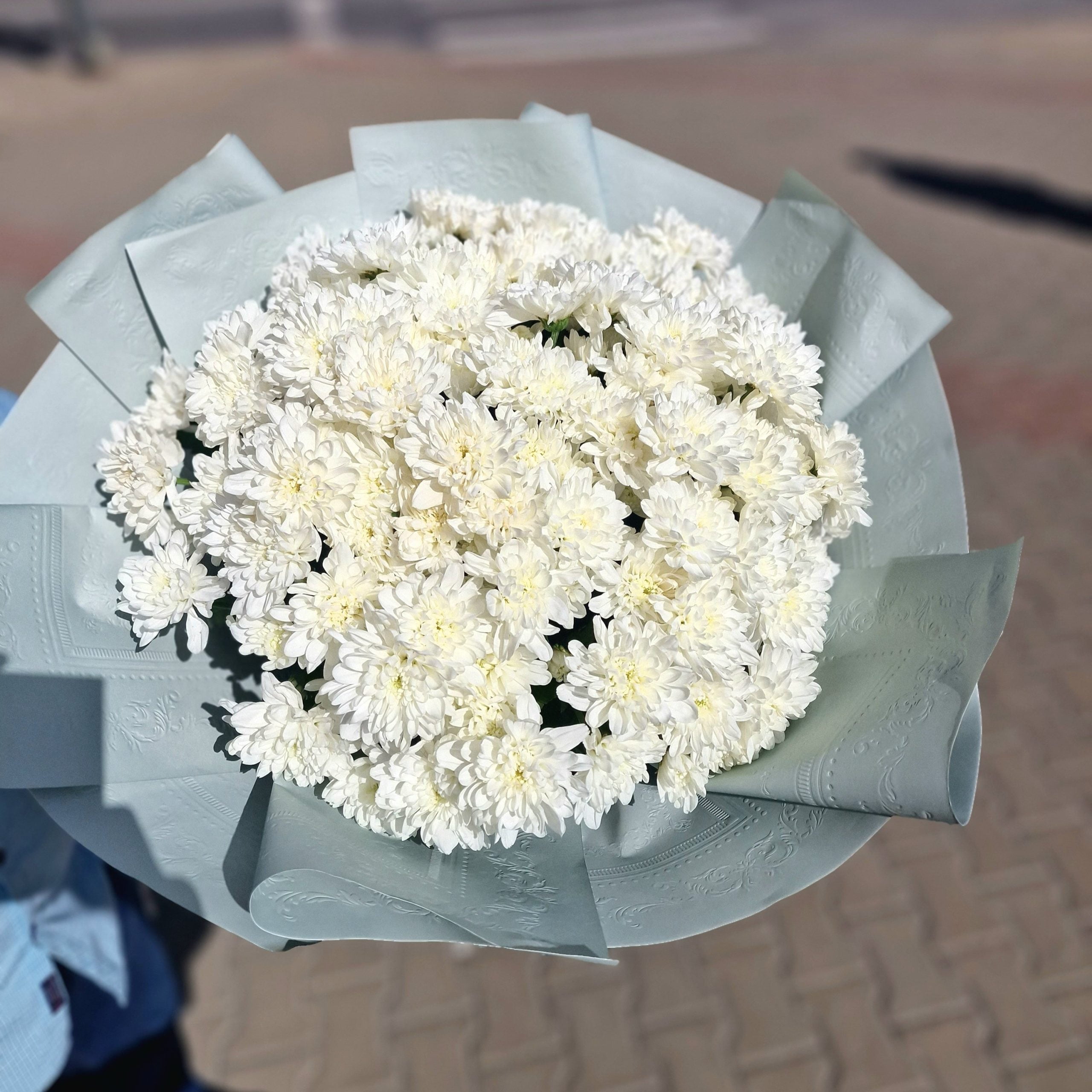 1000043766-scaled-1.jpg Buchet 25 de crizanteme - Image 1