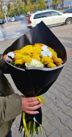 Buchet Mix de flori galben - Image 2