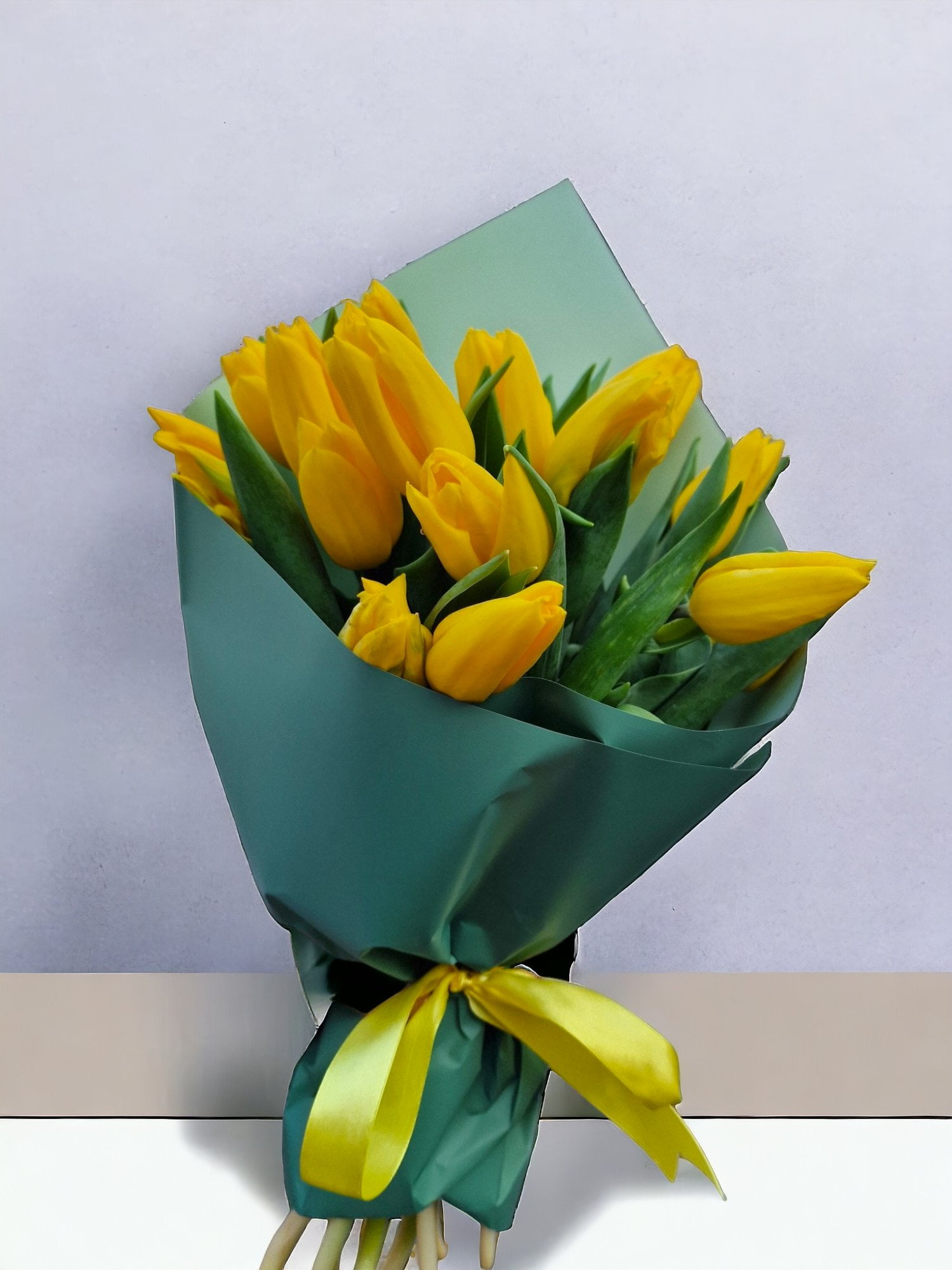 1000052746.jpg Buchet 17 Lalele Galbene Vaslui - Image 1