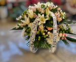 Aranjament funerar din crizanteme, crini, trandafiri, alstromeria si lisianthus - Image 3